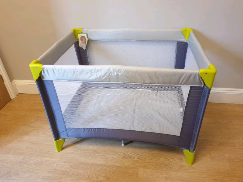 travel cot gumtree